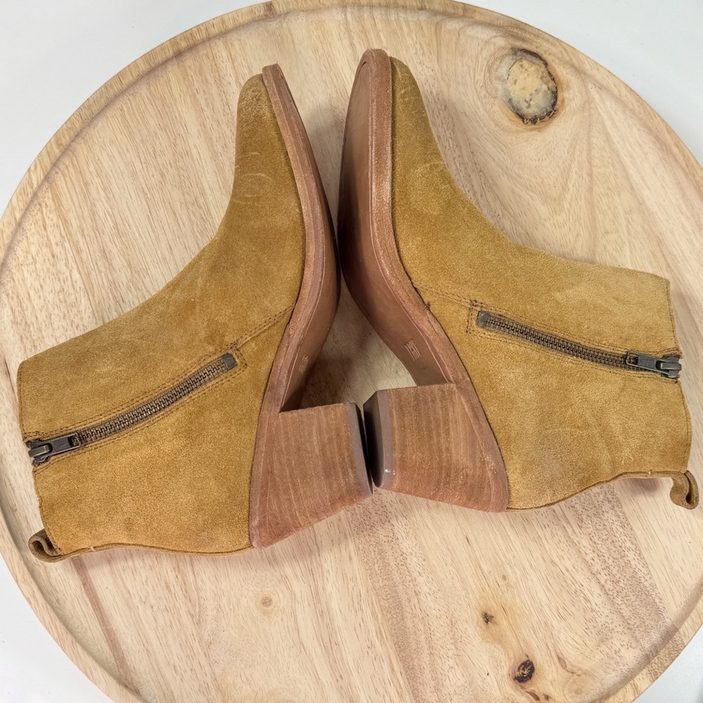 Frye Alton Suede Chelsea Ankle Boots Bootie Block Heel Tan Womens Size 7.5‎ - Picture 4 of 11